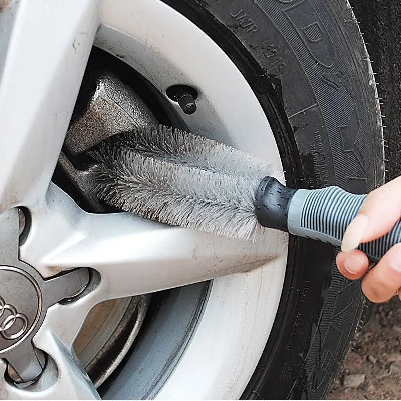 Car Wheel Cleaning Brush – Tire & Rim Detailing Brush