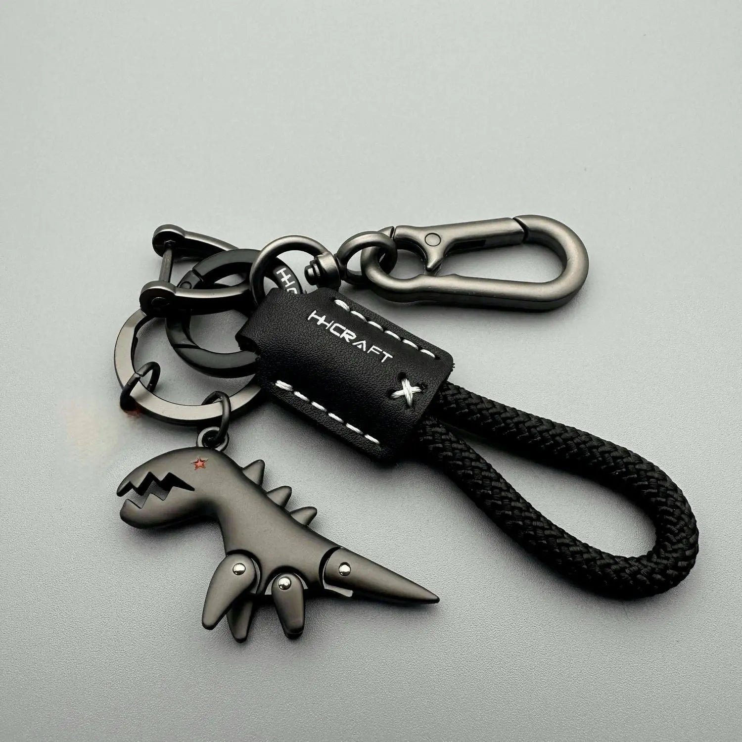 Leather Woven Rope Metal Keychain – Stylish Car & Motorcycle Accessory